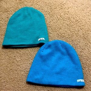 2 Neff Beanies